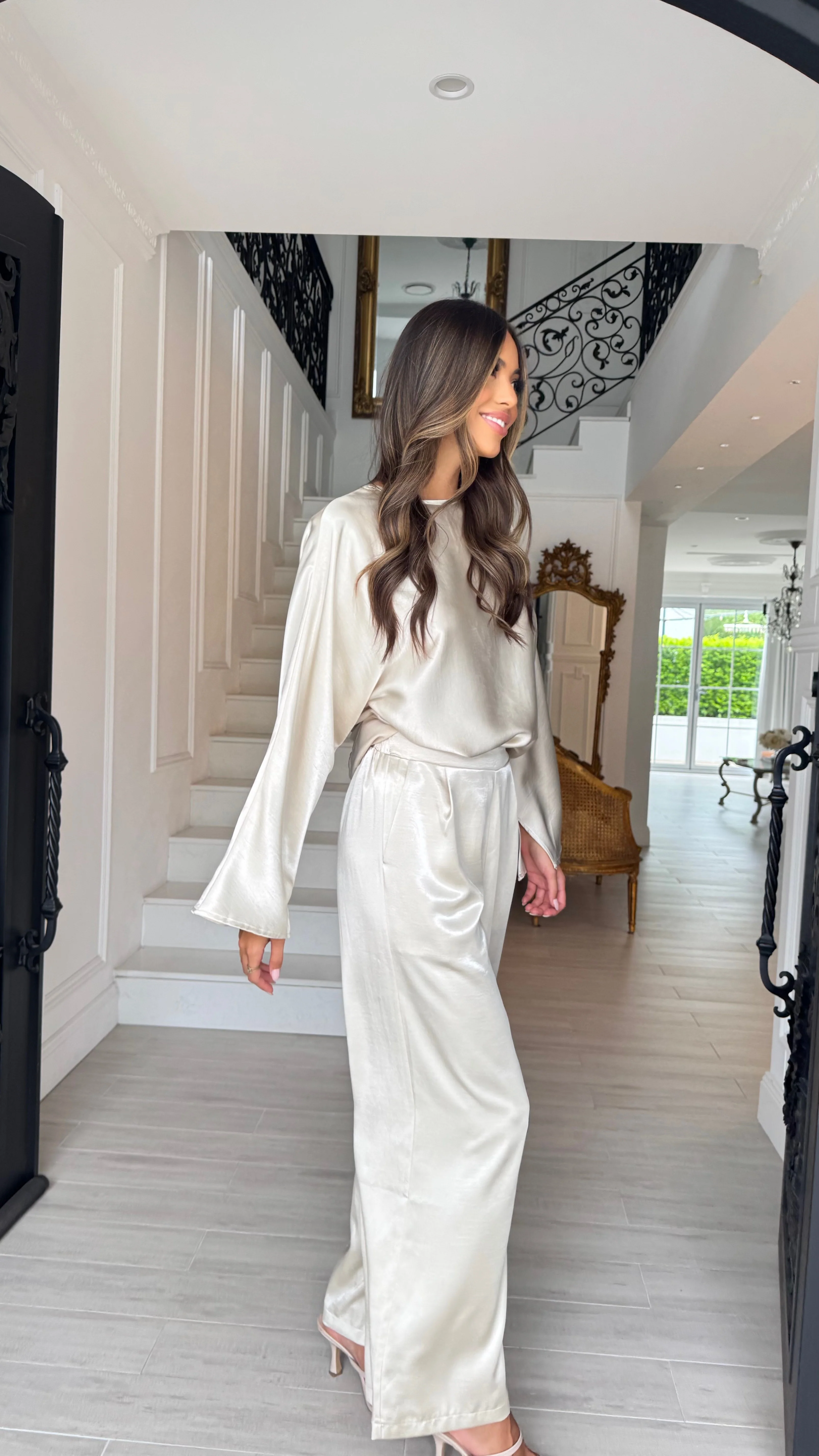 Alira Satin Set - Image 17