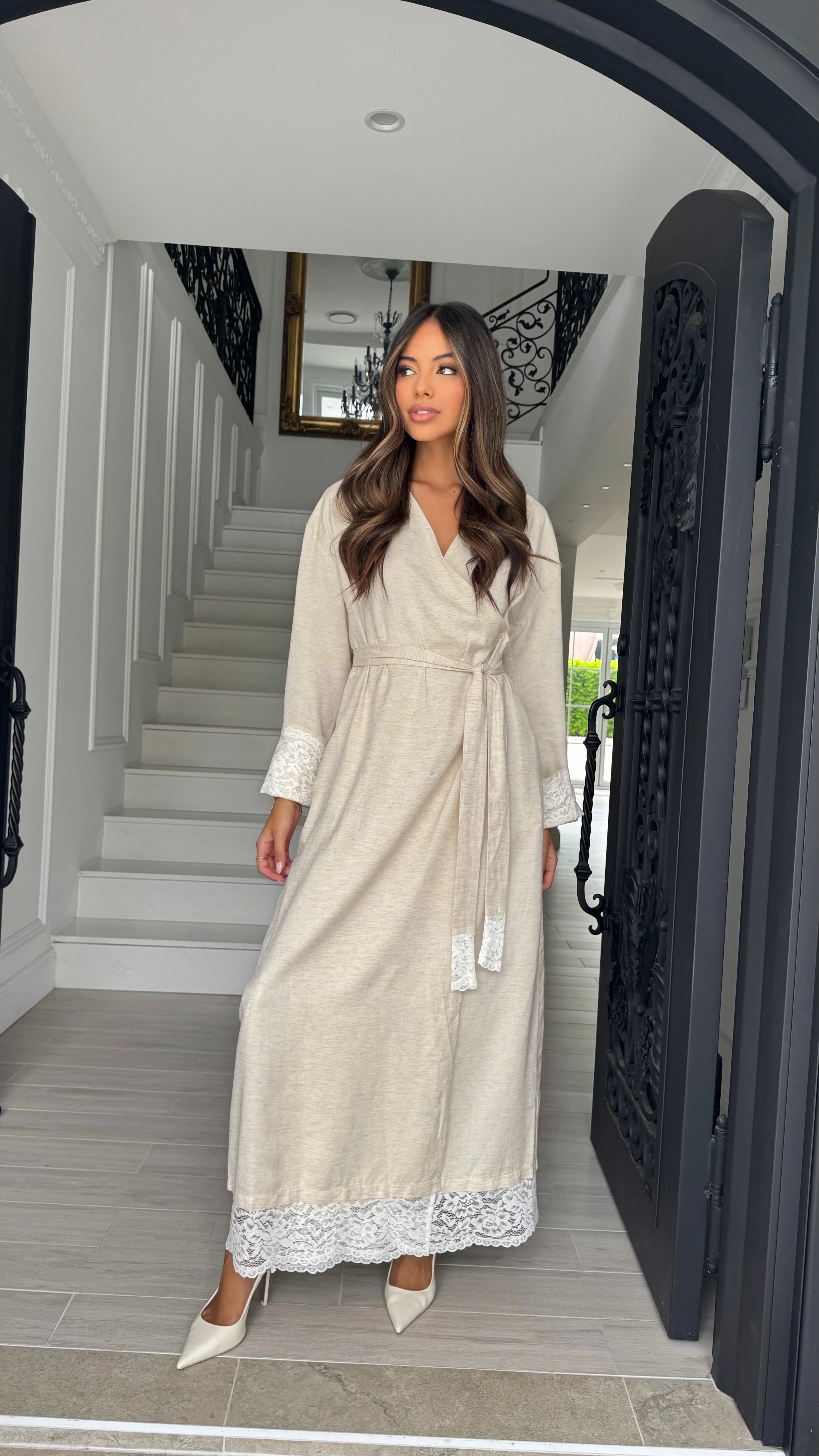 Alira Lace Maxi - Image 14