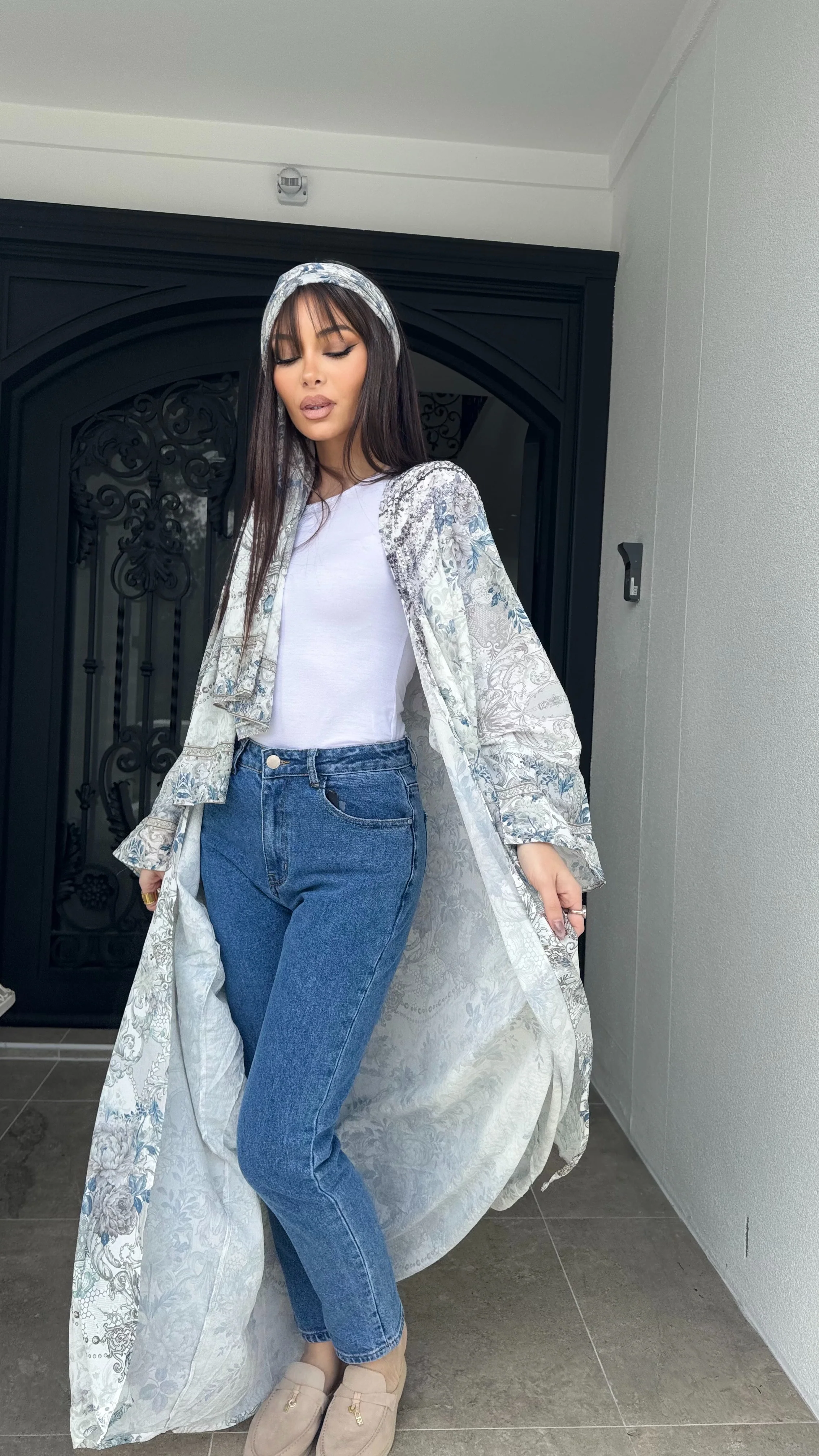 Blue rose Cape - Image 5