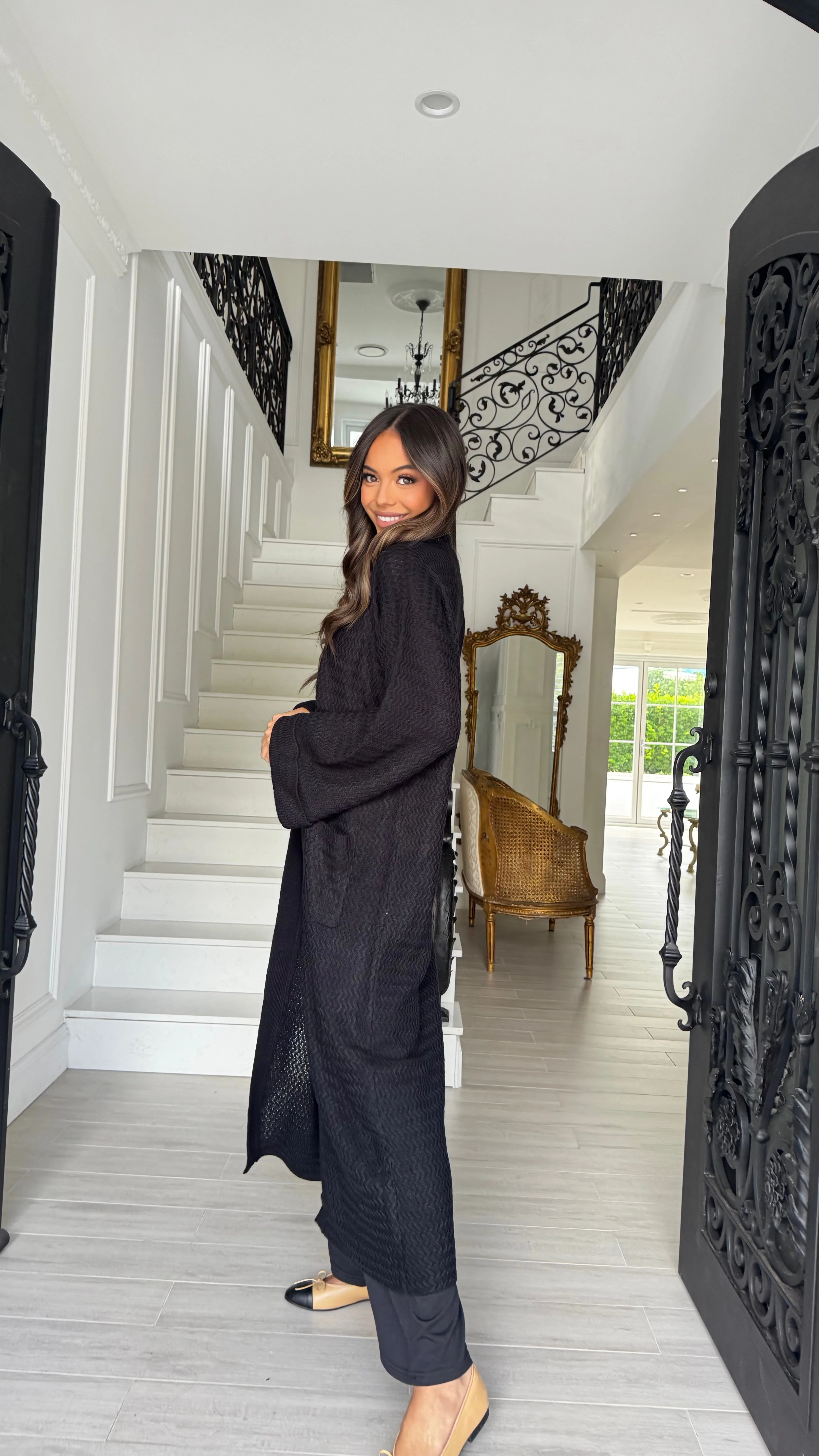 Oversized knit cardigan - Image 16