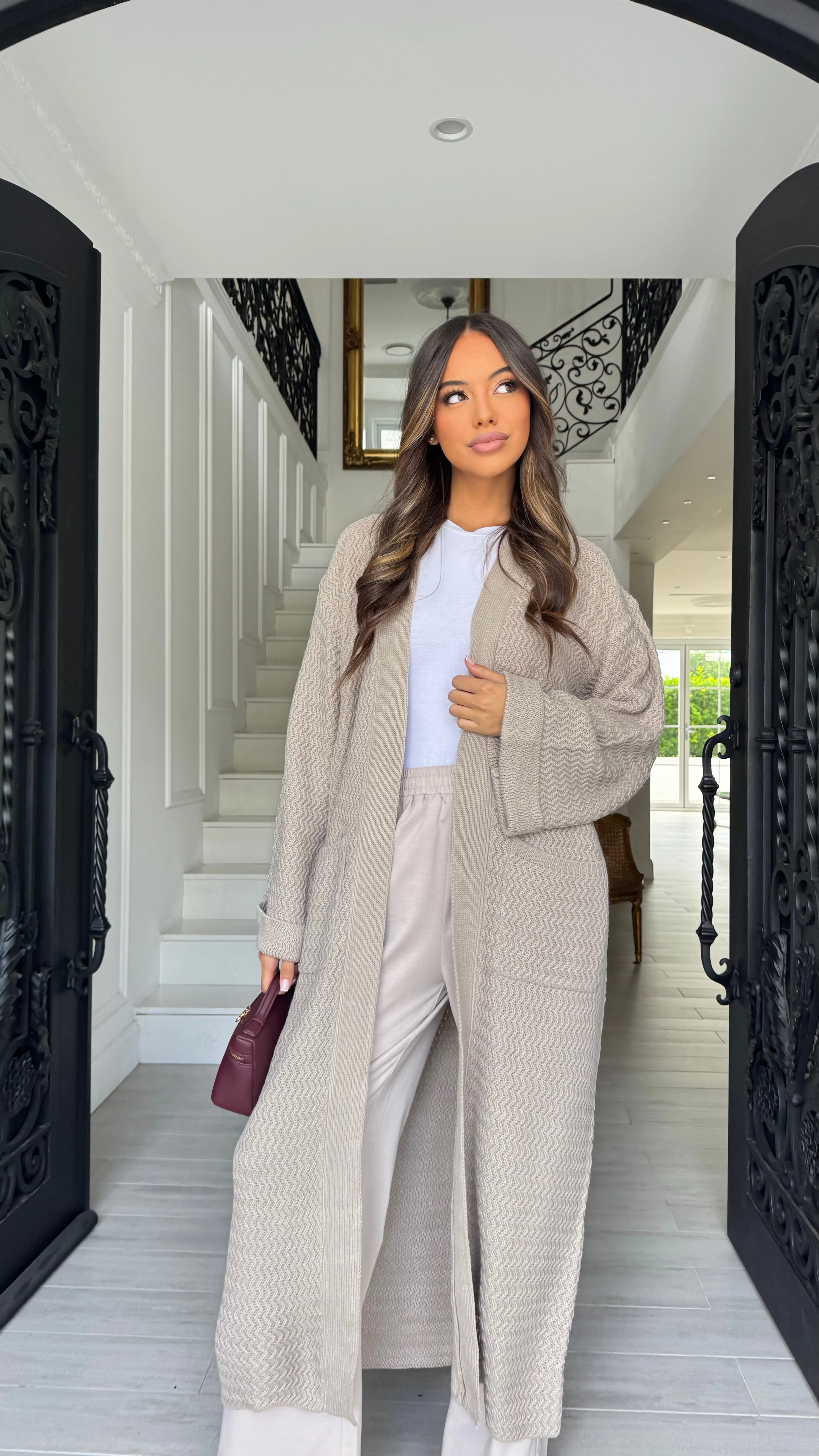 Oversized knit cardigan - Image 24