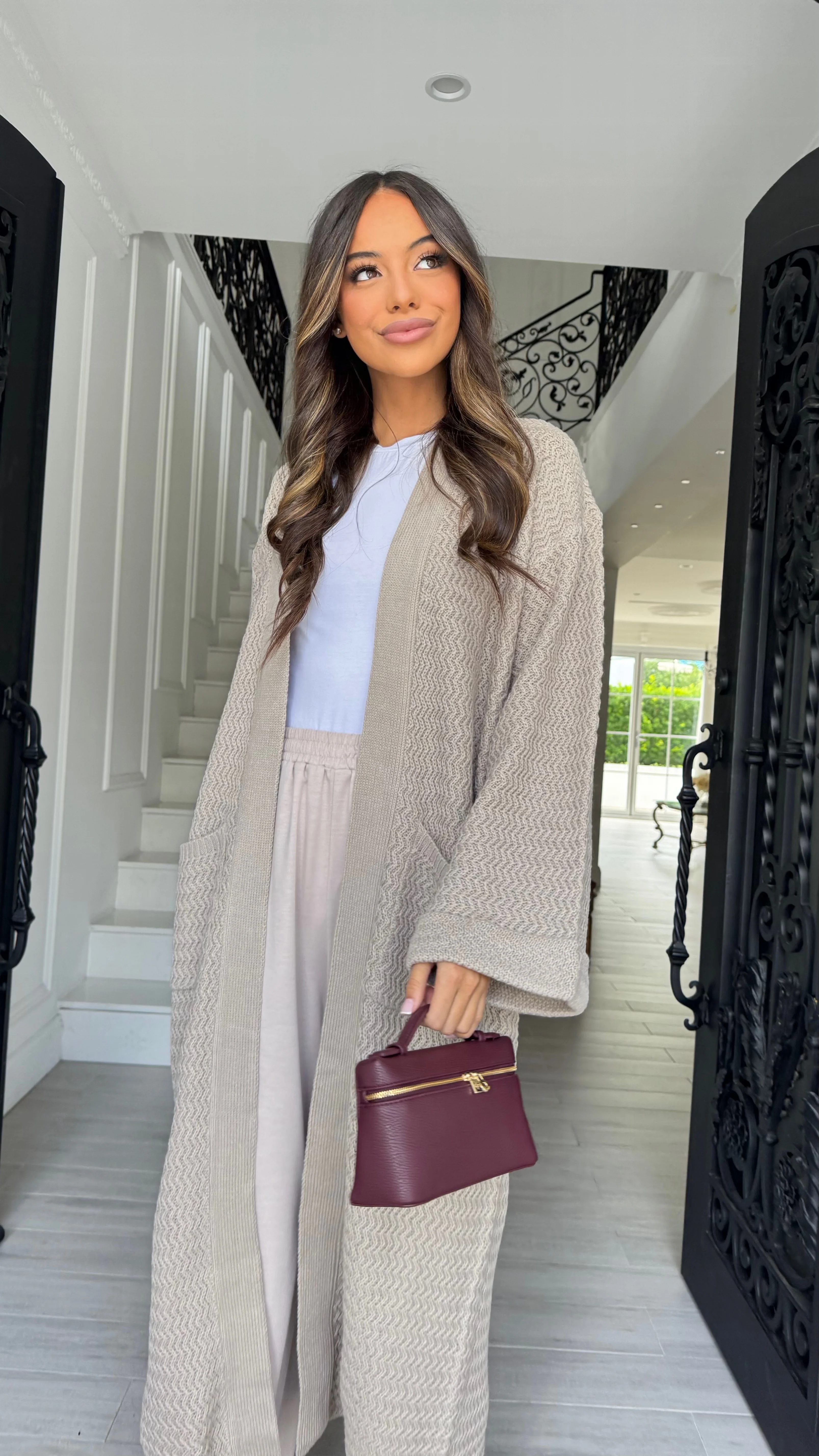 Oversized knit cardigan - Image 6