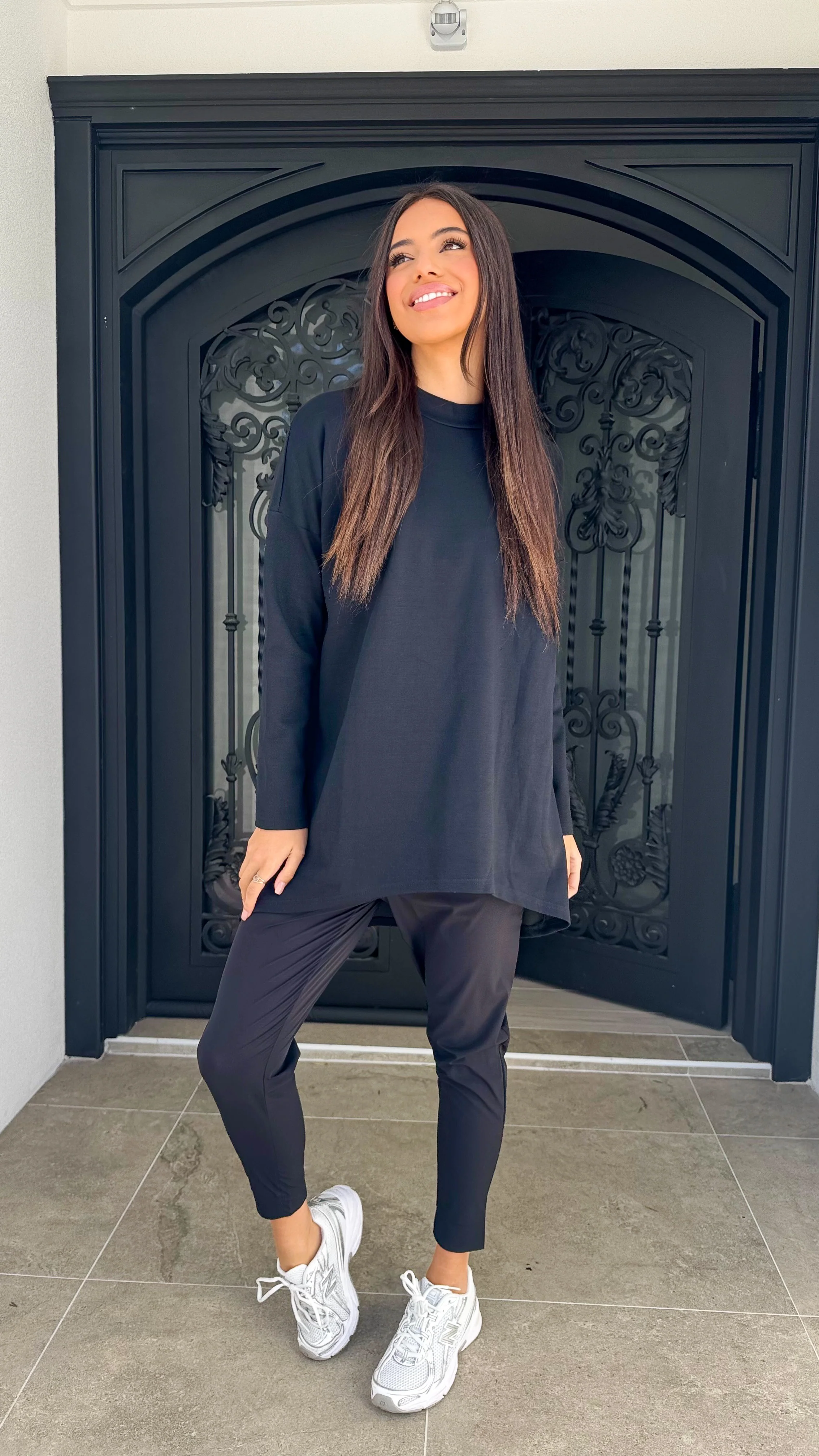 Everyday Sweatshirt - Image 8
