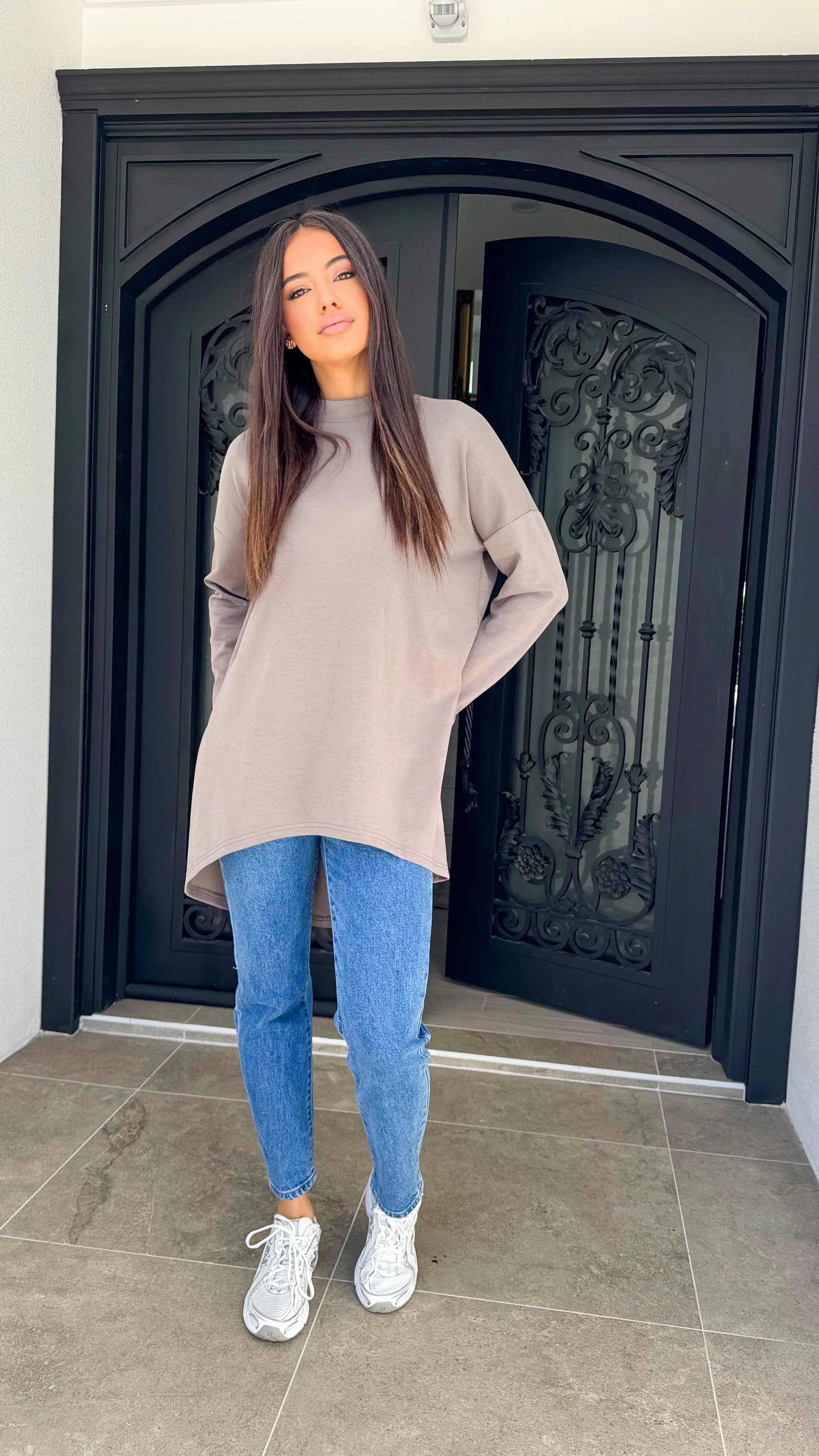 Everyday Sweatshirt - Image 9