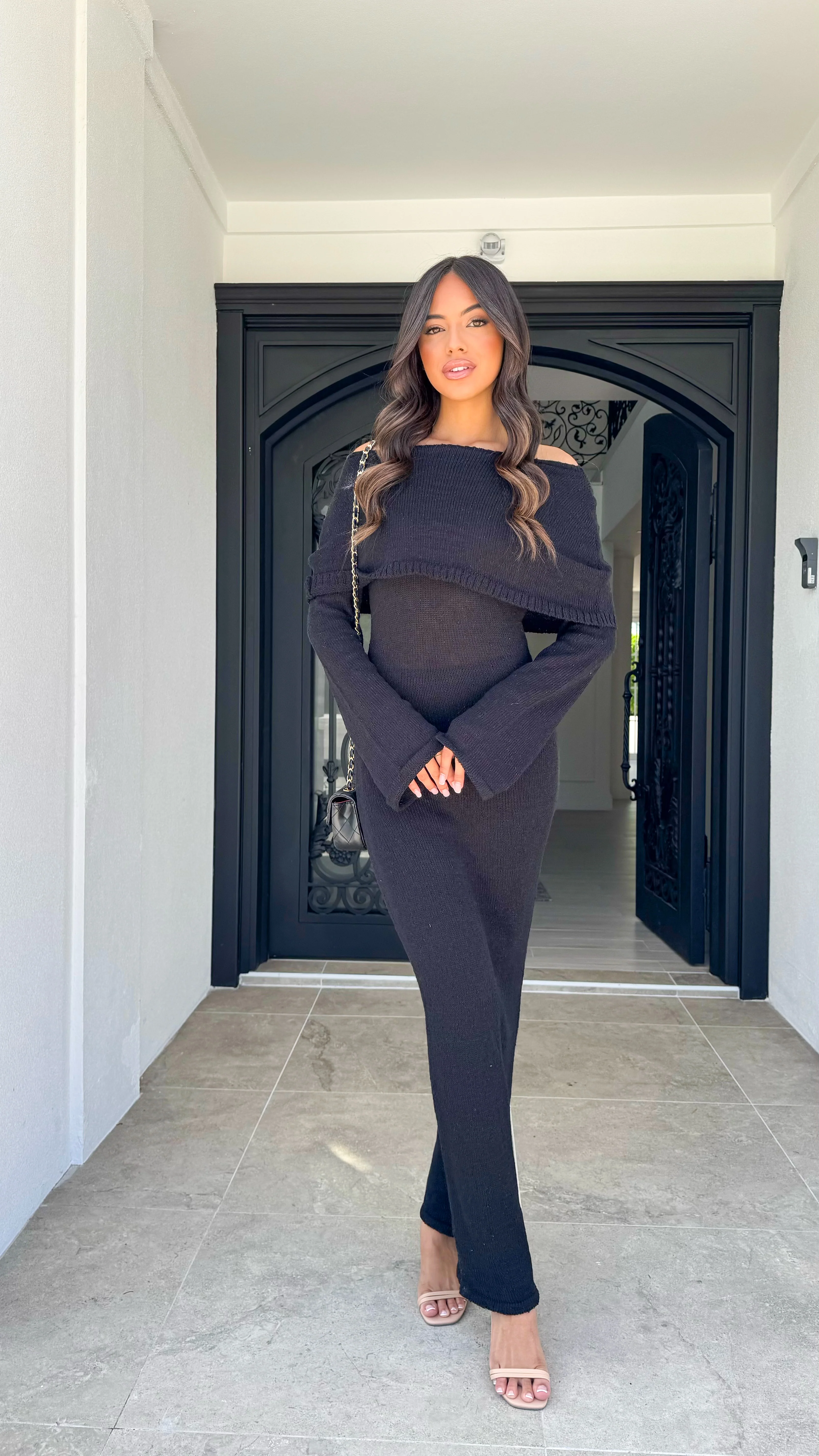 Glam off shoulder dress - Image 4