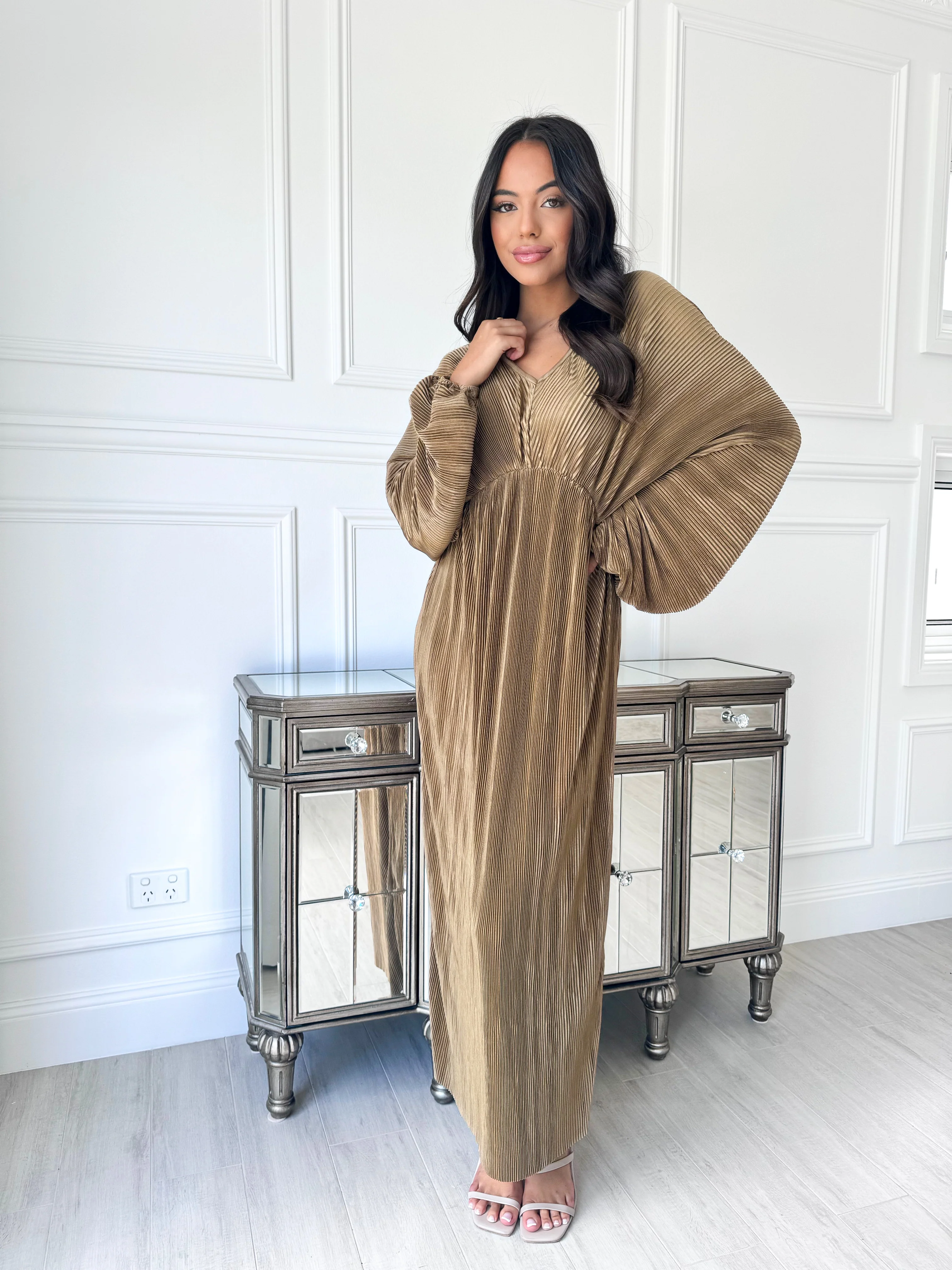 Lady Pleat Dress - Image 10
