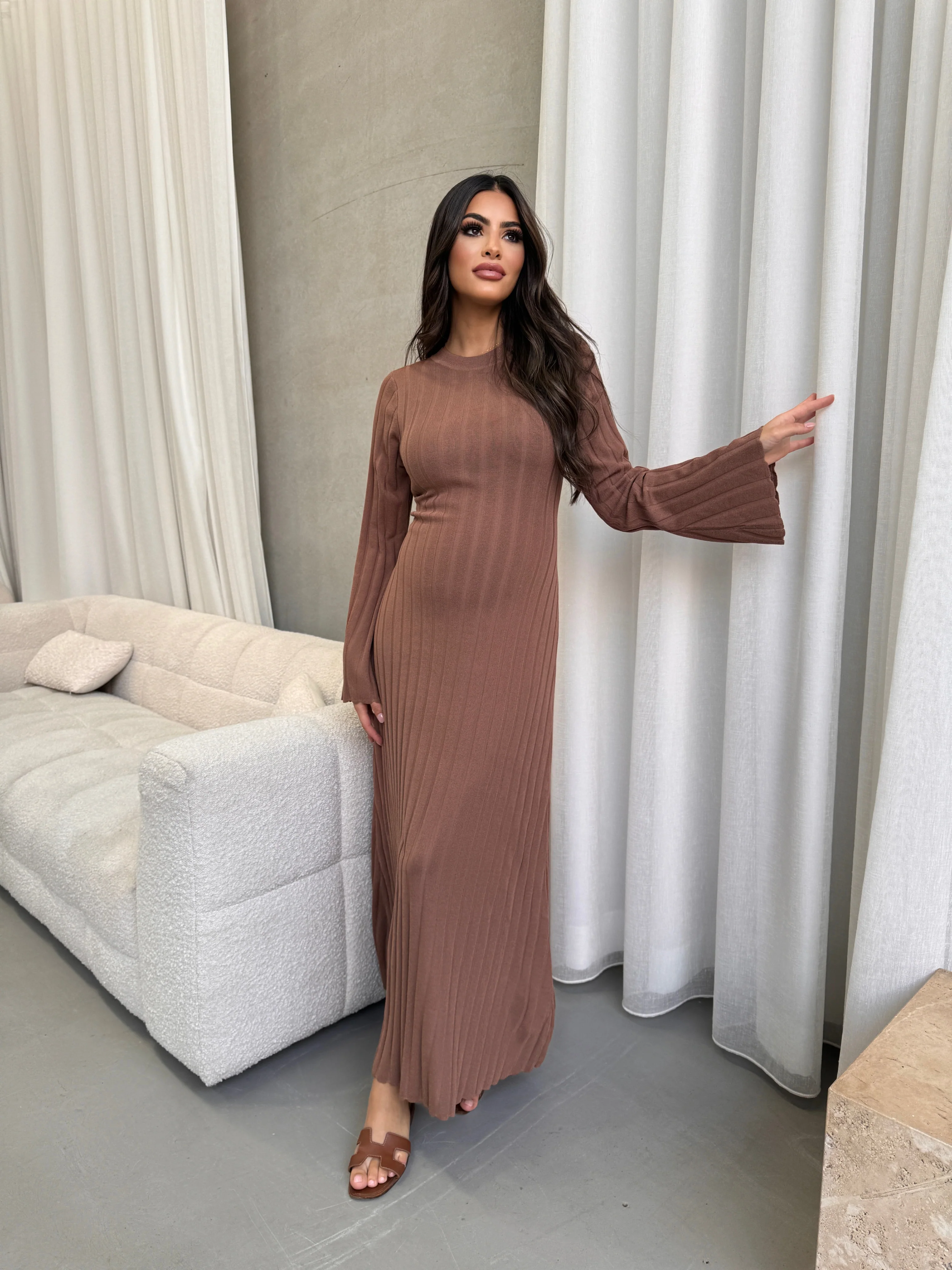 Miorah bell sleeve Dress - Image 10
