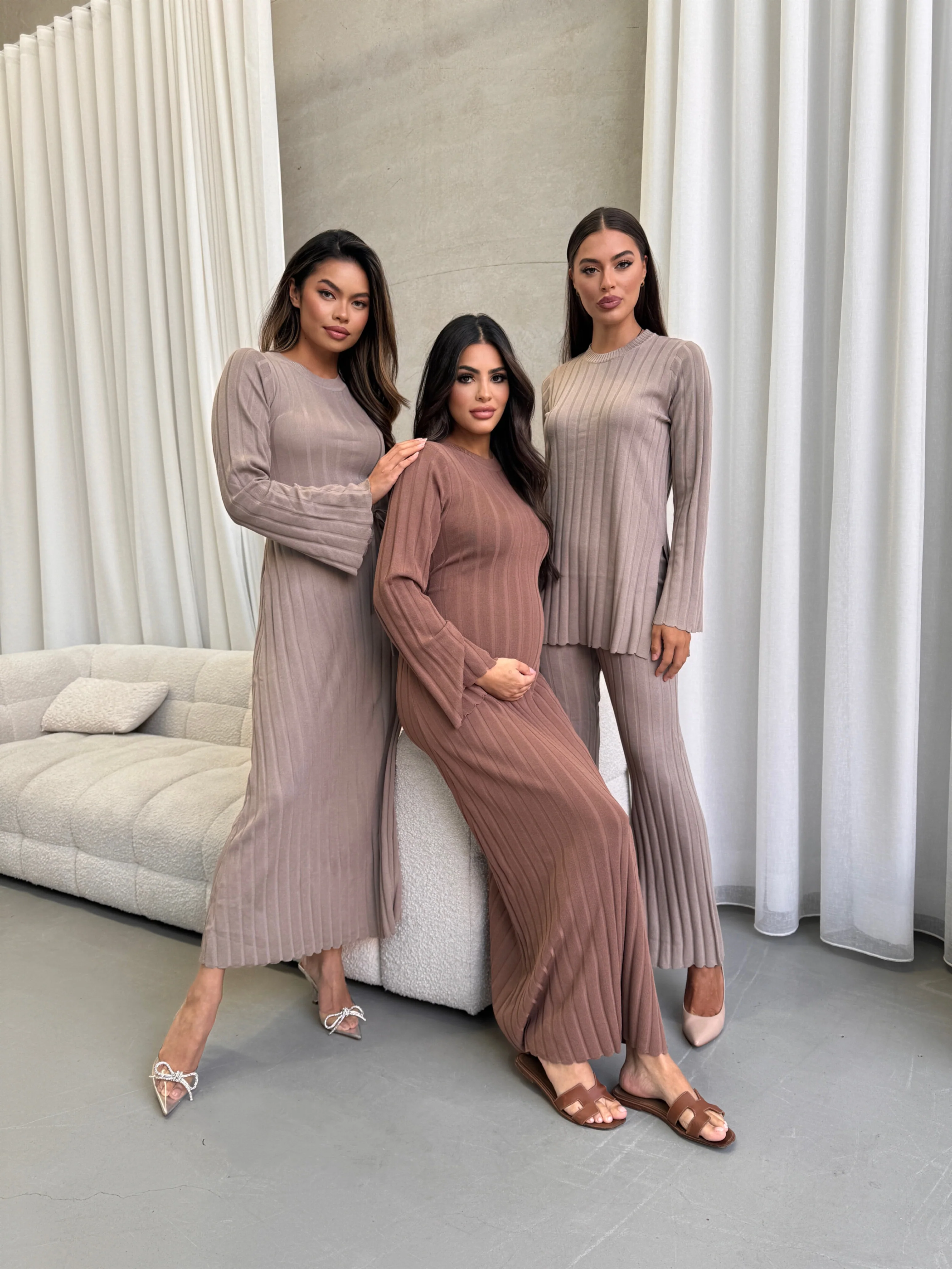 Miorah bell sleeve Dress - Image 20