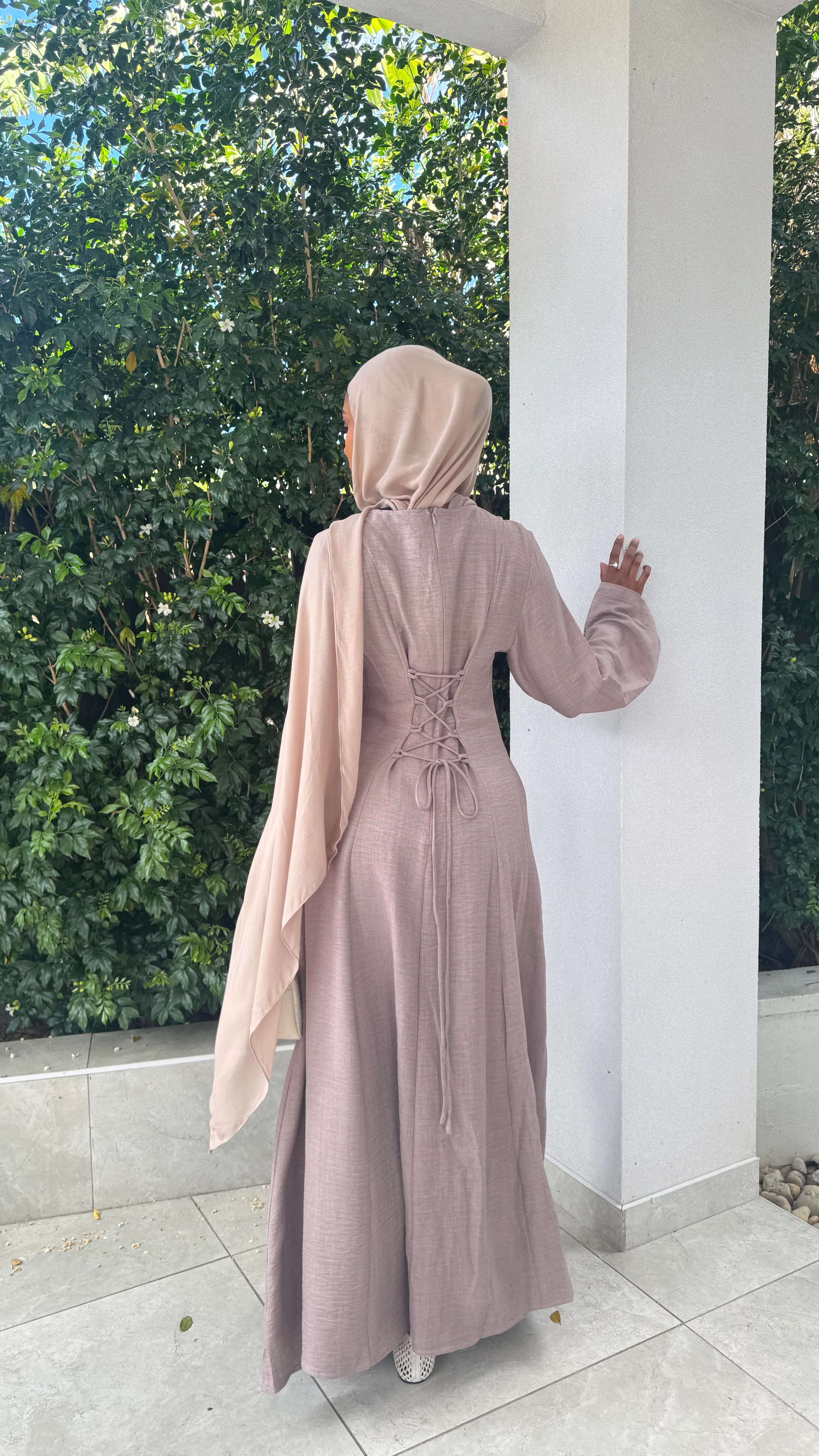 Sara Flow Dress - Image 10