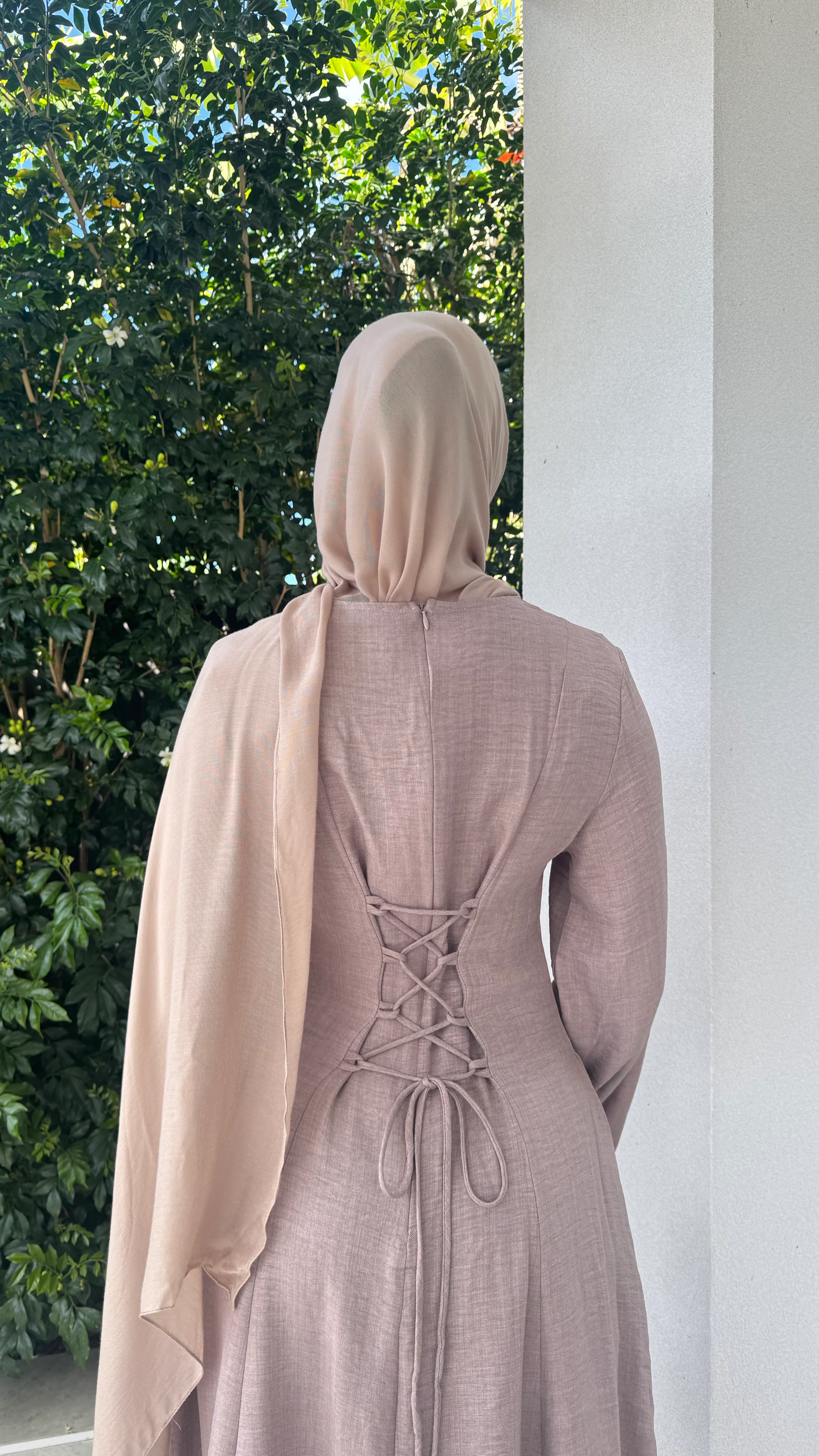 Sara Flow Dress - Image 9