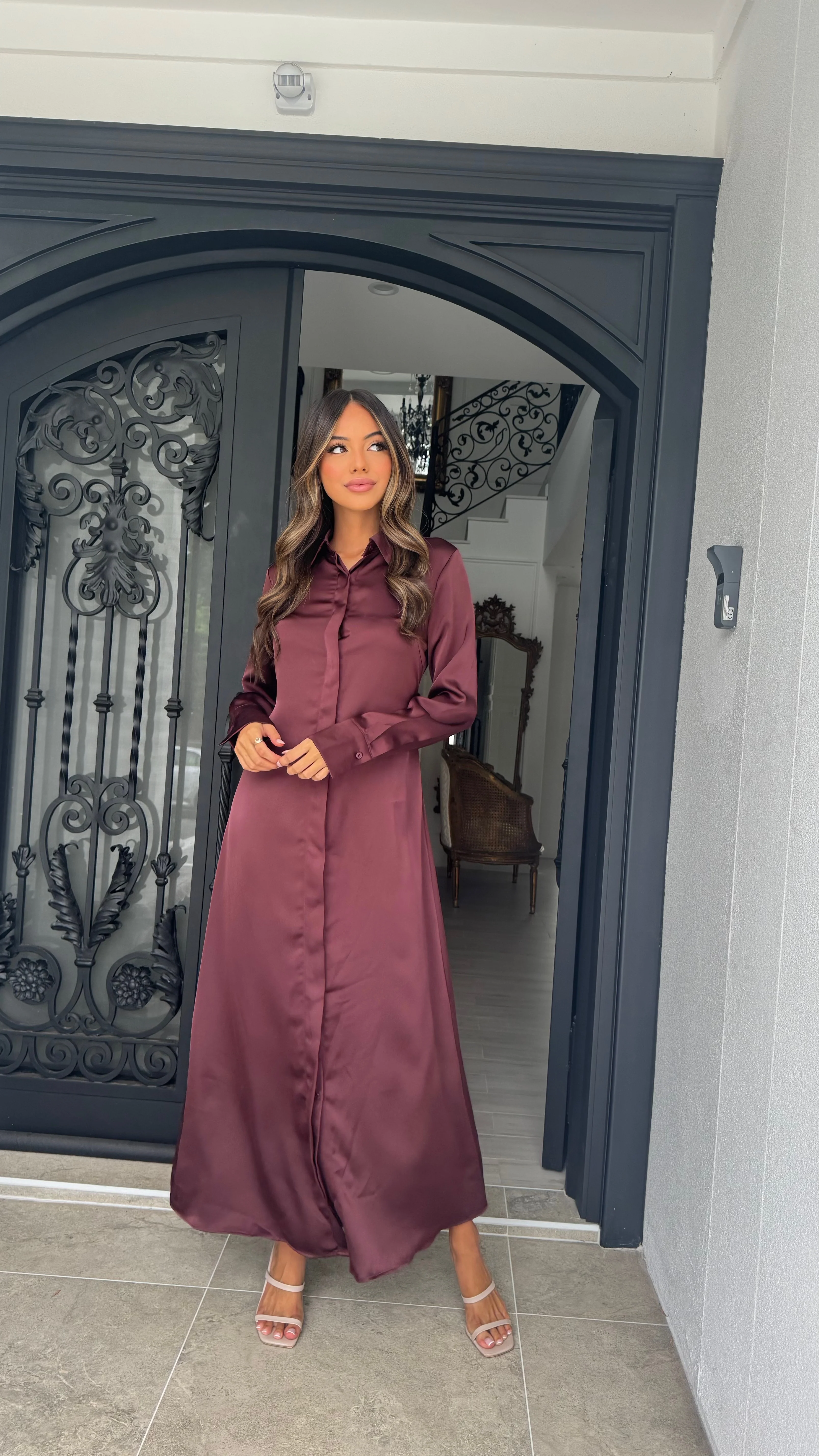 Satin button Maxi - Image 9