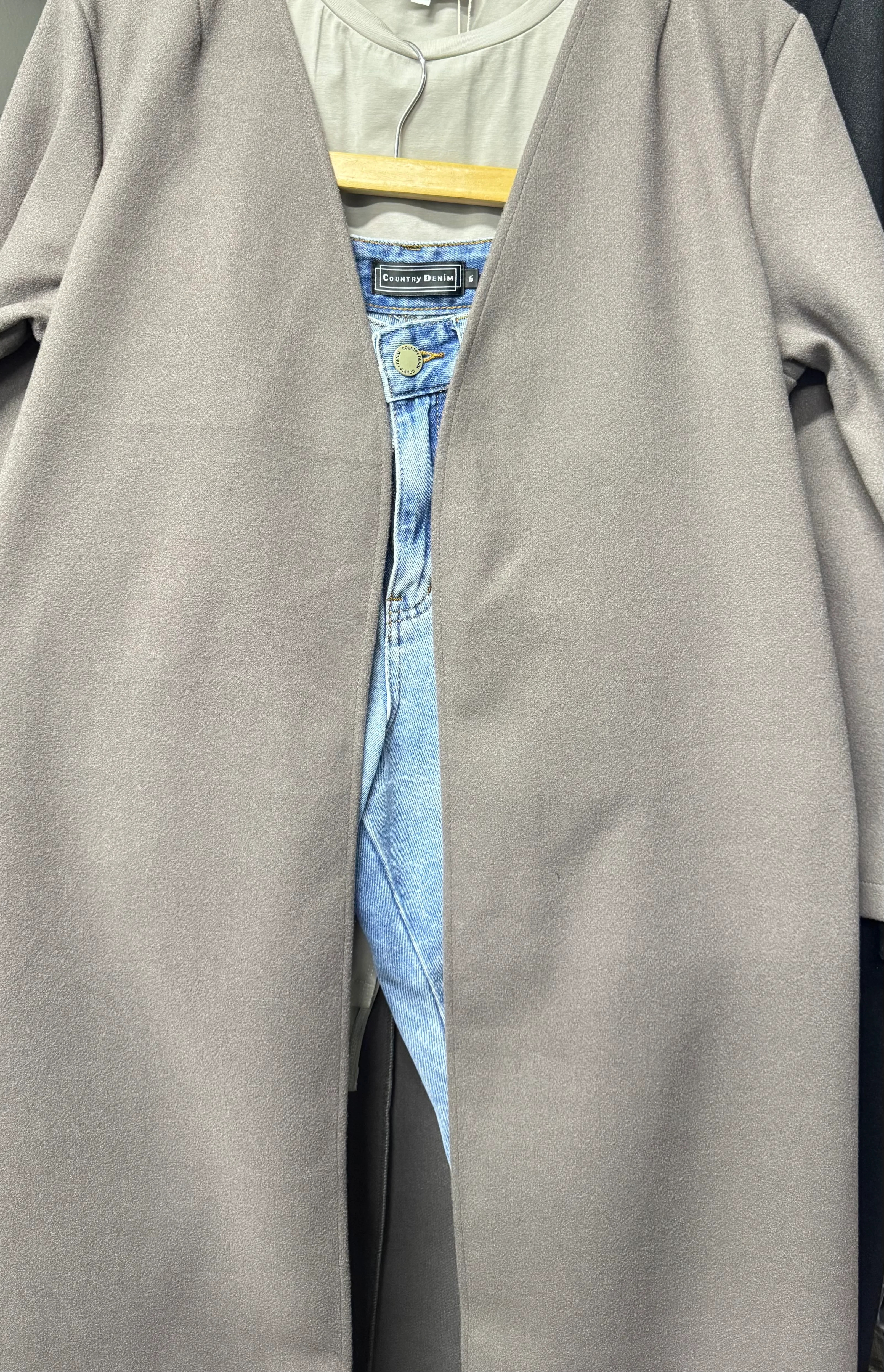 Essential Abaya coat - Image 6