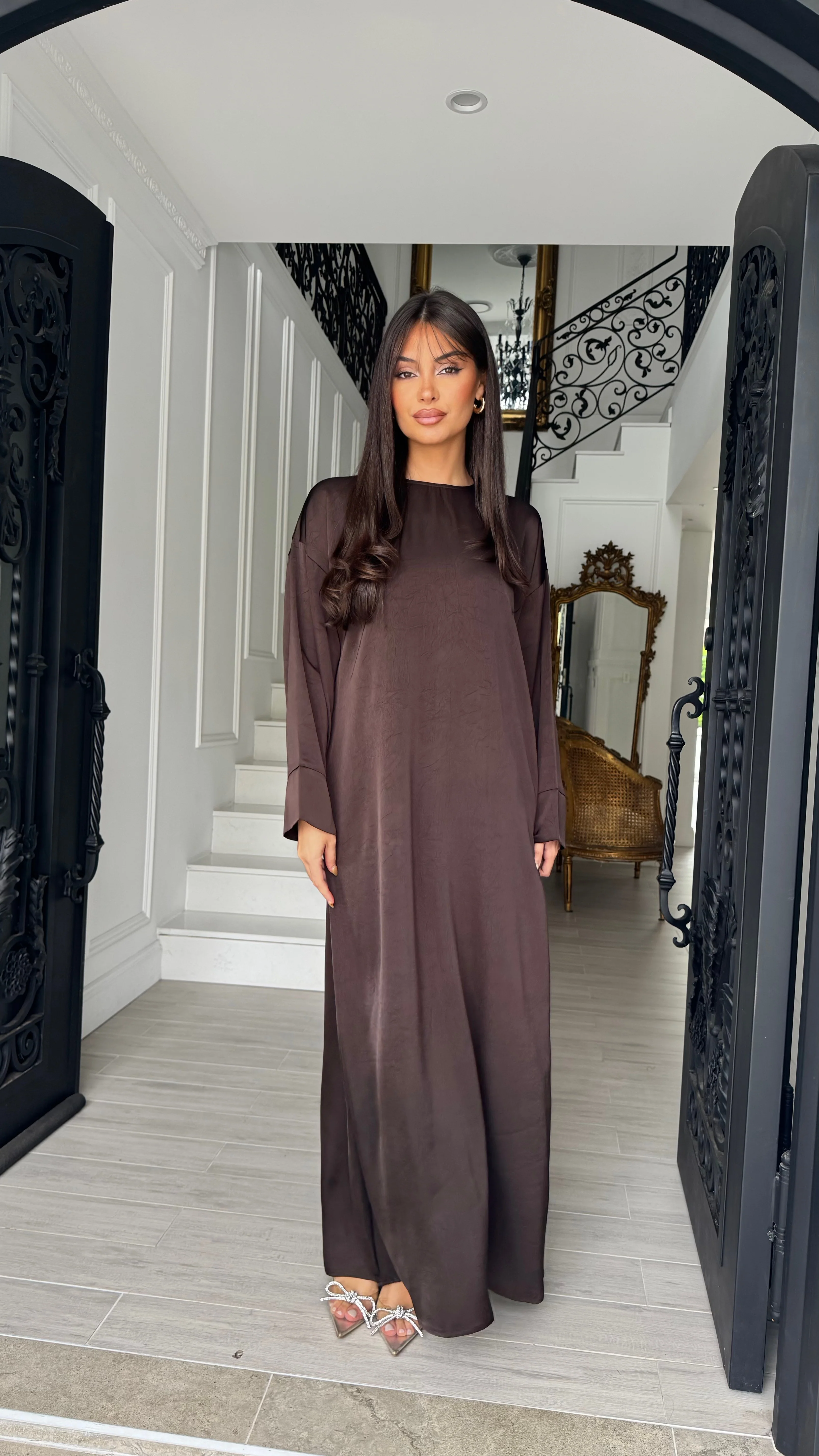 Alira Satin Abaya - Image 12